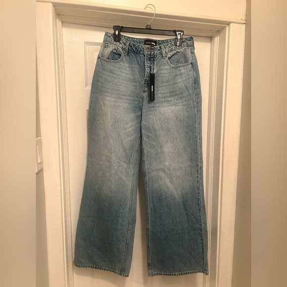 Fashion Nova Light Blue Wide Leg Jeans - Picture 3 of 4